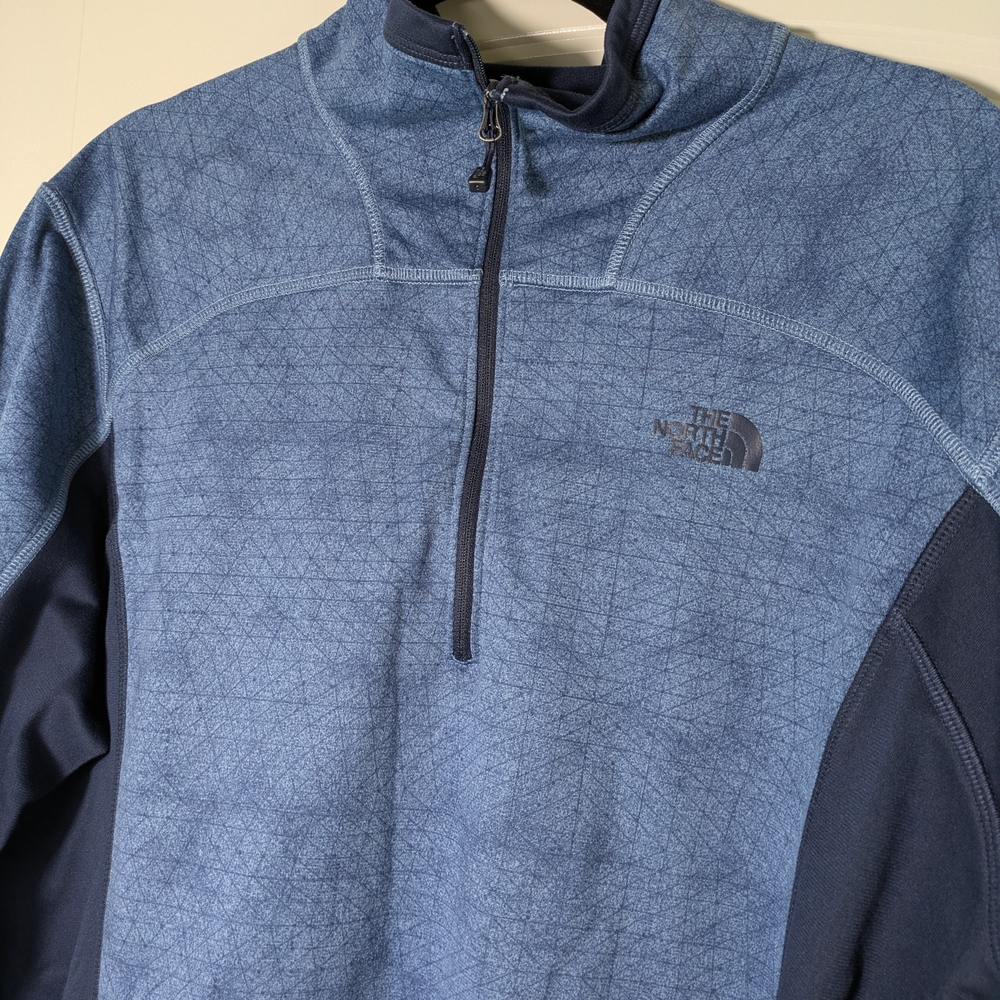 The North Face Navy/Light Blu Patterned Colorway Pullover Warm Camping Winter - Picture 2 of 16